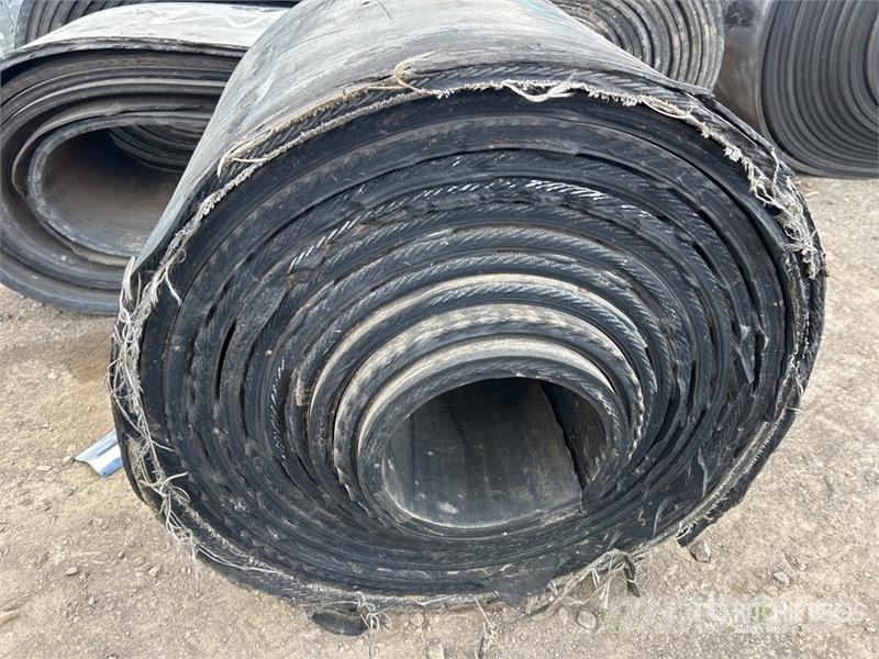  Quantity of (3) Reinforced Rubber Other components