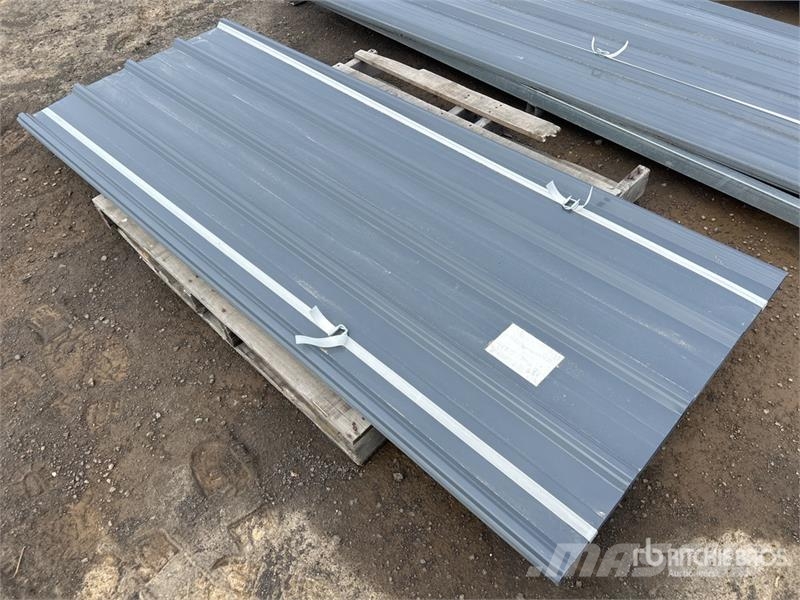 Quantity of (30) PABREAK GMR294 Metal Roof Panels Vintsid, telfrid ja materjaliliftid