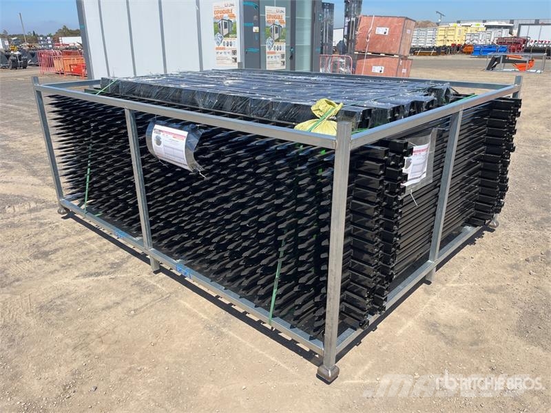  Quantity of (30)  STARVOX SV0810-30 10 ft x 7 ft P フェンス機材
