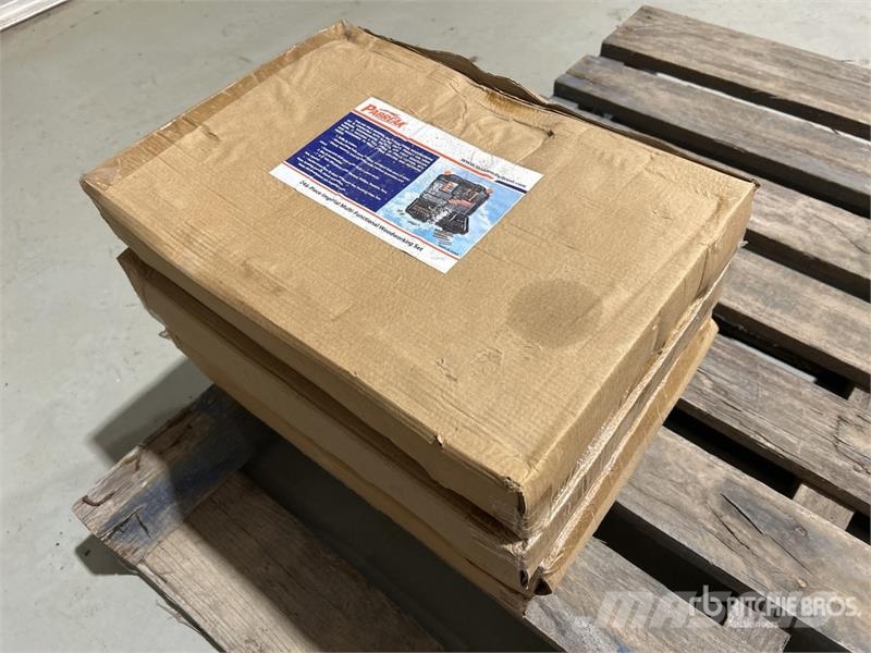  Quantity of (4)  PABREAK 246pcs Woodworking Set (U Other components