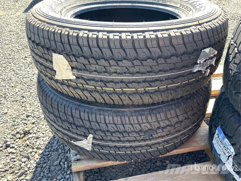  Quantity of (4) Tires (Unused) Dekk, hjul og felger