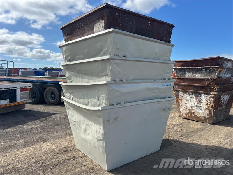  Quantity of (5) 3 m3 Skip Waste Container Diger