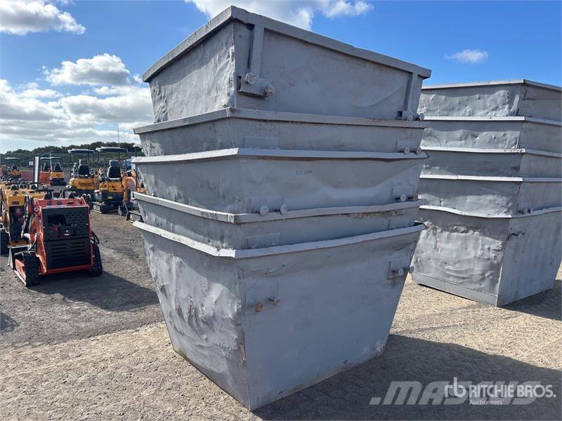  Quantity of (5) 3 m3 Skip Waste Container Costruzioni - Altro