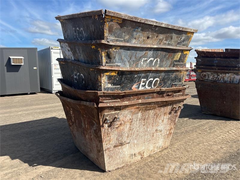 Quantity of (5) 3 m3 Skip Waste Container معدات البناء - غير ذلك