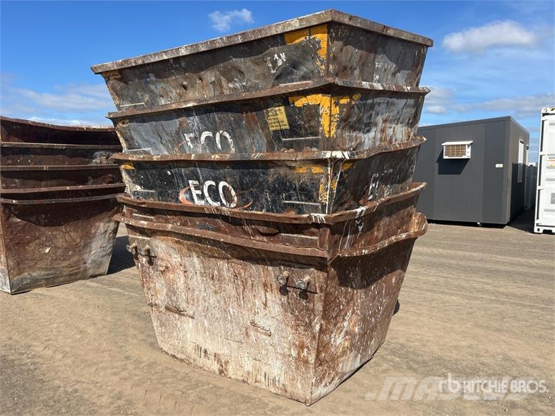 Quantity of (5) 3 m3 Skip Waste Container معدات البناء - غير ذلك