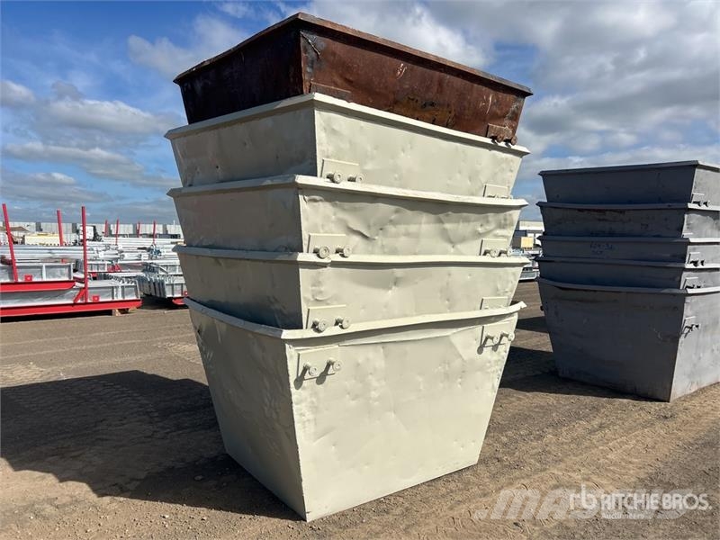  Quantity of (5) 3 m3 Skip Waste Container Diger
