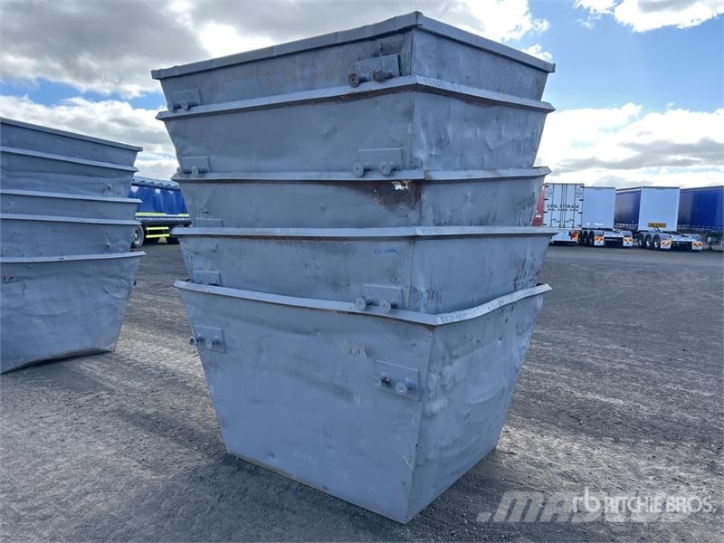  Quantity of (5) 3 m3 Skip Waste Container Costruzioni - Altro