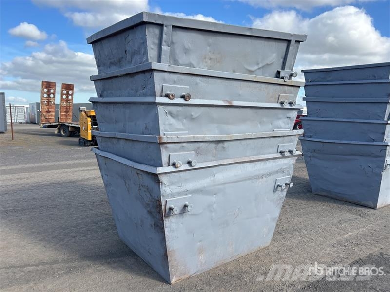  Quantity of (5) 3 m3 Skip Waste Container Costruzioni - Altro