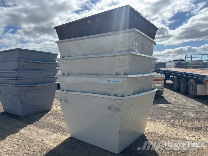  Quantity of (5) 3 m3 Skip Waste Container Diger