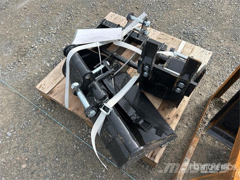 Quantity of (5) AGT 12EX-SET5 Mini Excavator Atta Andere Zubehörteile