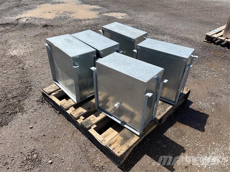 Quantity of (5) Pallets of AUTOMOTOR MK V Manageme Other components