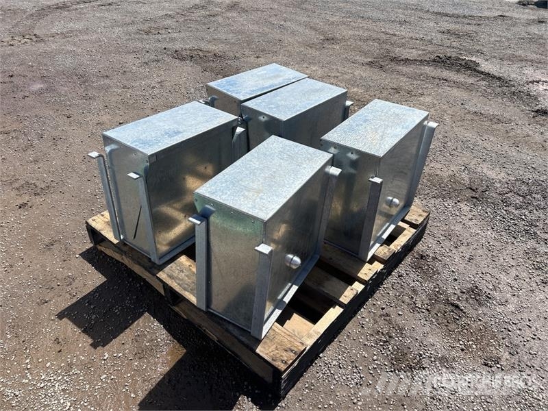 Quantity of (5) Pallets of AUTOMOTOR MK V Manageme Other components