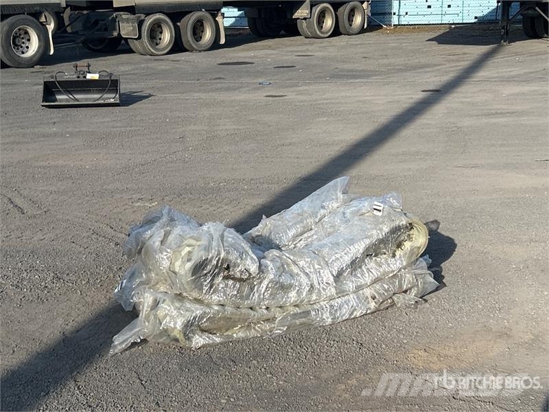 Quantity of (6) 220 mm Non Marking Tracks (Unused) Other components