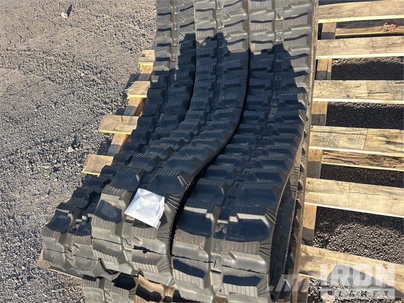 Quantity of (6) 220 mm Tracks (Unused) - Fits Ding Other components