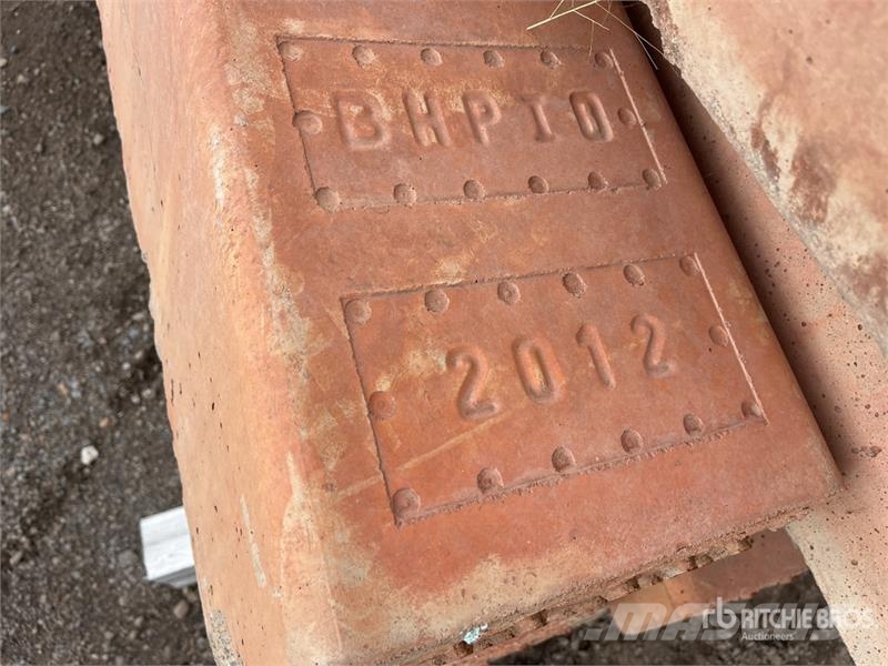 Quantity of (6) Concrete Railway Sleepers Other farming trailers
