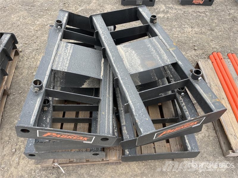 Quantity of (6) PABREAK GCC56 1140 mm Skid Steer Drugi deli