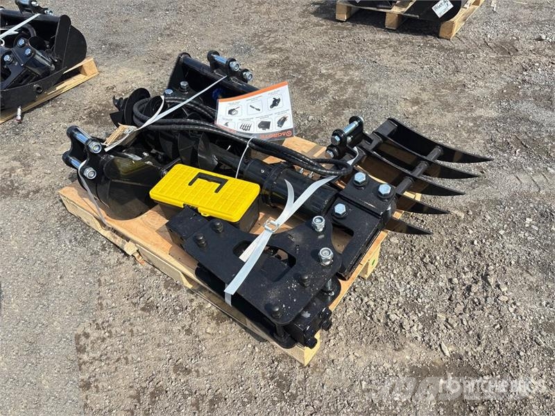 Quantity of (7) AGT 12EX-SET7 Mini Excavator Atta Egyéb alkatrészek