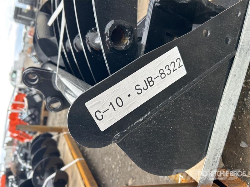 Quantity of (8) VICSEC VCA-8 Mini Excavator Attac Andere Zubehörteile