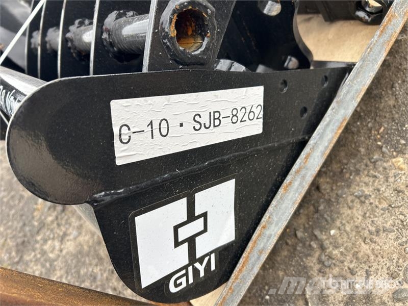 Quantity of (8) VICSEC VCA-8 Mini Excavator Attac Other components