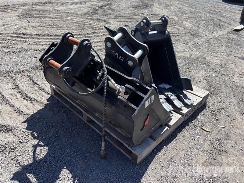 Quantity of Excavator Attachments - Fits DZ272Z & Other components