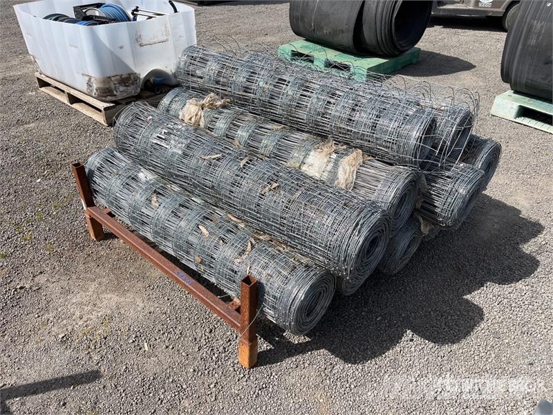  Quantity of Fencing Fencing equipment
