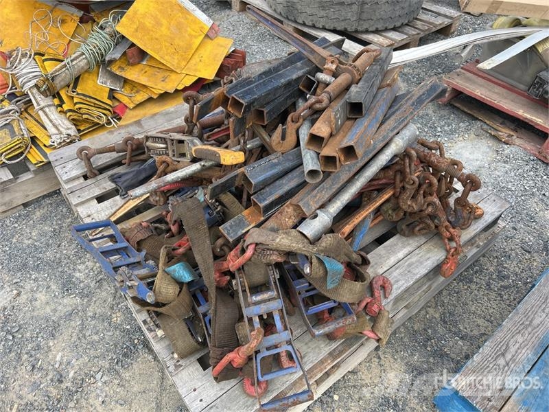 Quantity of Ratchet Straps & Binders Ostale komponente za građevinarstvo