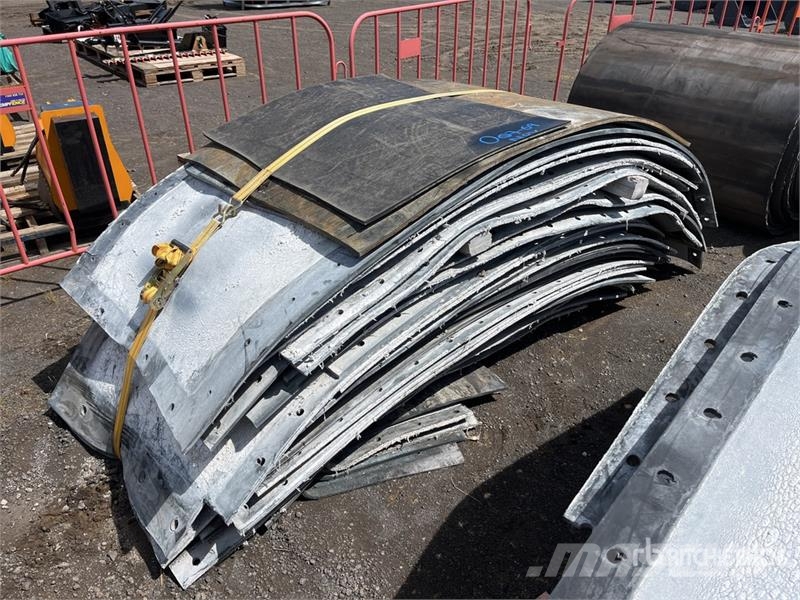  Quantity of Rubber معدات البناء - غير ذلك