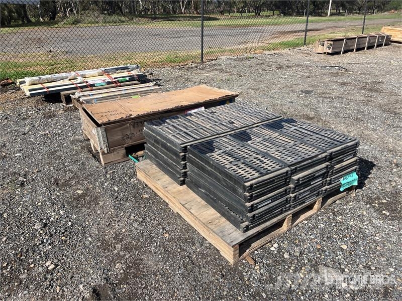 Quantity of Rubber And Plastic Wear Components Other components