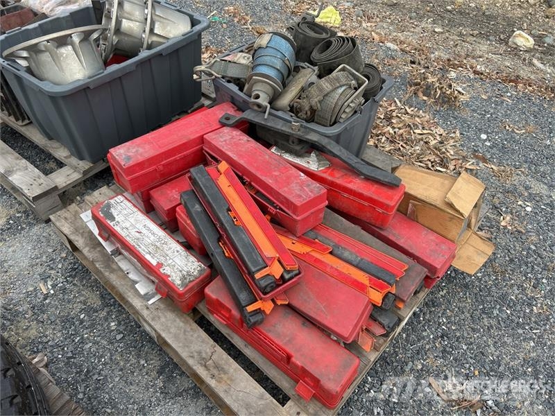 Quantity of Truck Straps/Ties Downs & Trailer/Truc Ostale komponente za građevinarstvo