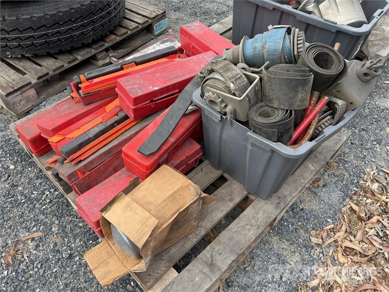 Quantity of Truck Straps/Ties Downs & Trailer/Truc Ostale komponente za građevinarstvo