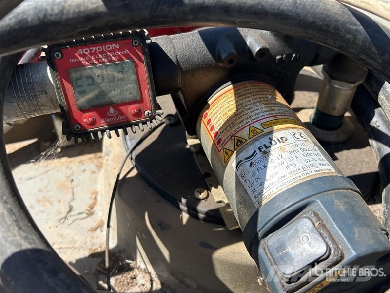 Rapid Spray 440 L Portable Poly Diesel Fuel Tank Fuel and additive tanks