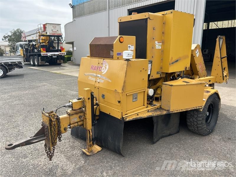 Rayco RG140dxk Tow Behind S/A Stump Grinder الكاسحات وقلابات التربة ذات المحركات