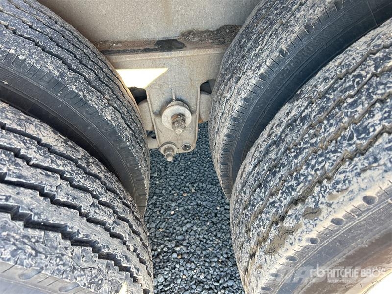 Roadwest 5 m Tri/A B-Double Lead Side Dump Trailer Bañera
