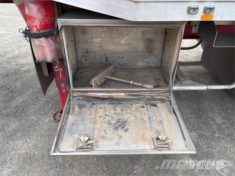  Robuk 10.2 m Tri/A Step Deck End Dump Trailer ダンプトレーラー