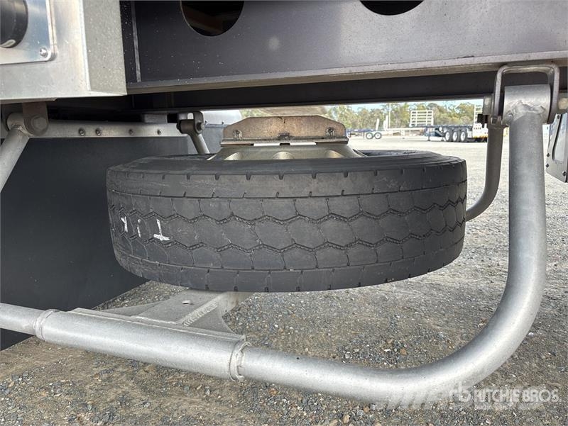  Robuk 10.4 m Tri/A Step Deck End Dump Trailer Kiper prikolice
