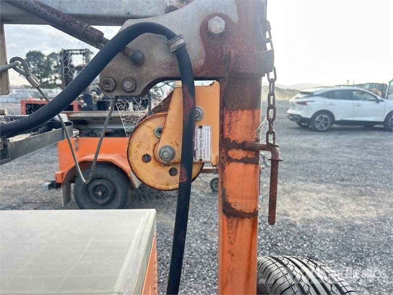  S/A Traffic Light (Inoperable) Aydinlatma kuleleri