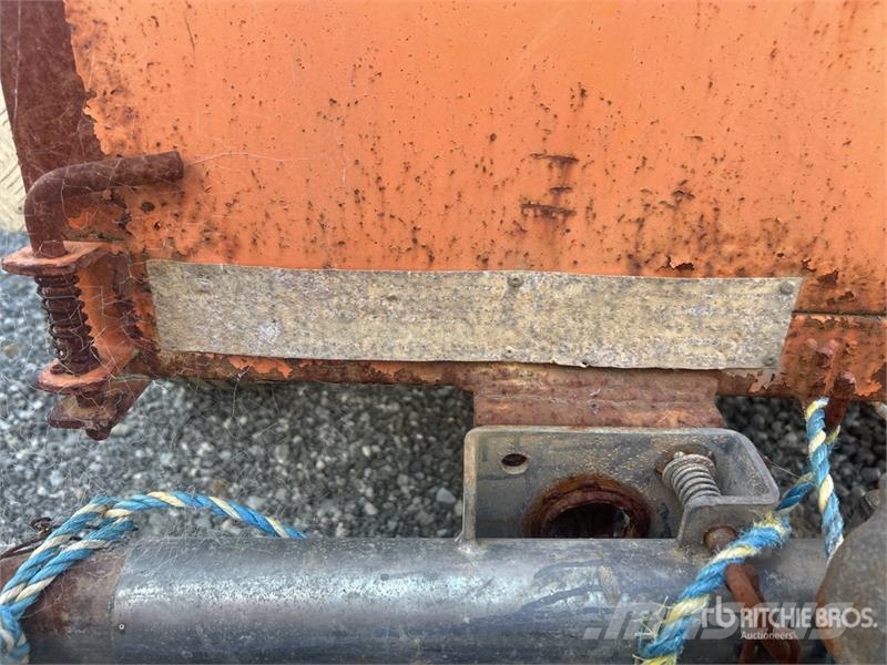  S/A Traffic Light (Inoperable) Aydinlatma kuleleri