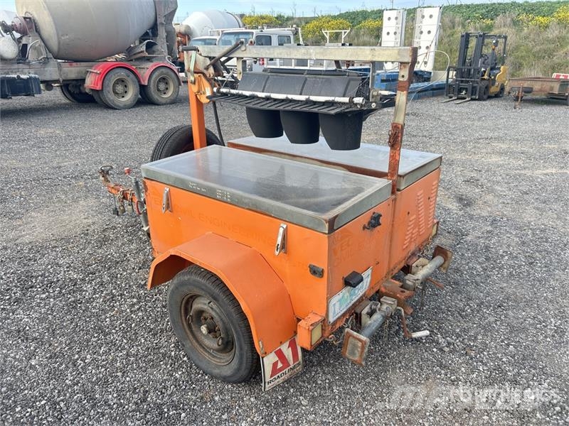  S/A Traffic Light (Inoperable) Aydinlatma kuleleri