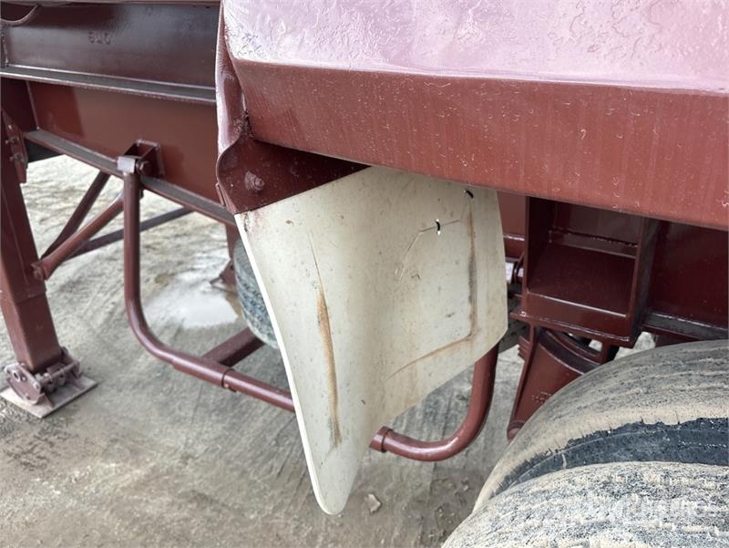 S & T Fabrication 9 m Tri/A End Dump Trailer Tipper trailers