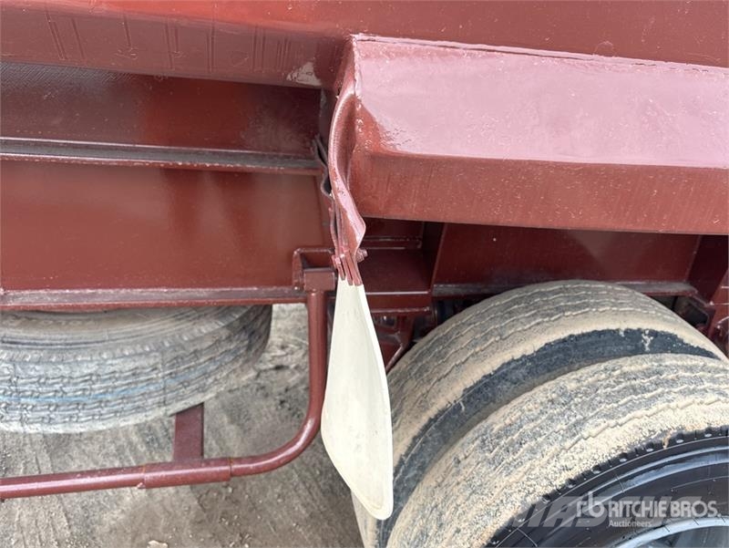S & T Fabrication 9 m Tri/A End Dump Trailer Tipper trailers