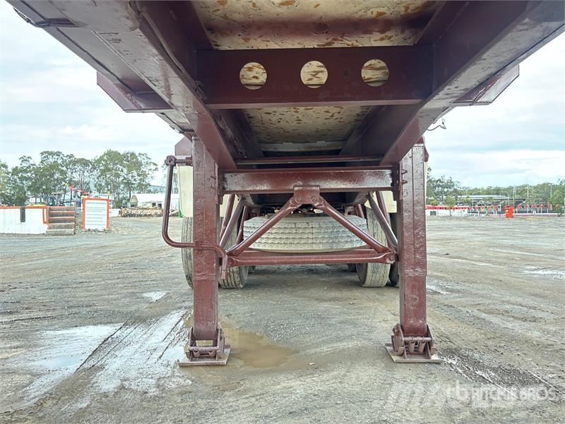 S & T Fabrication 9 m Tri/A End Dump Trailer Tipper trailers