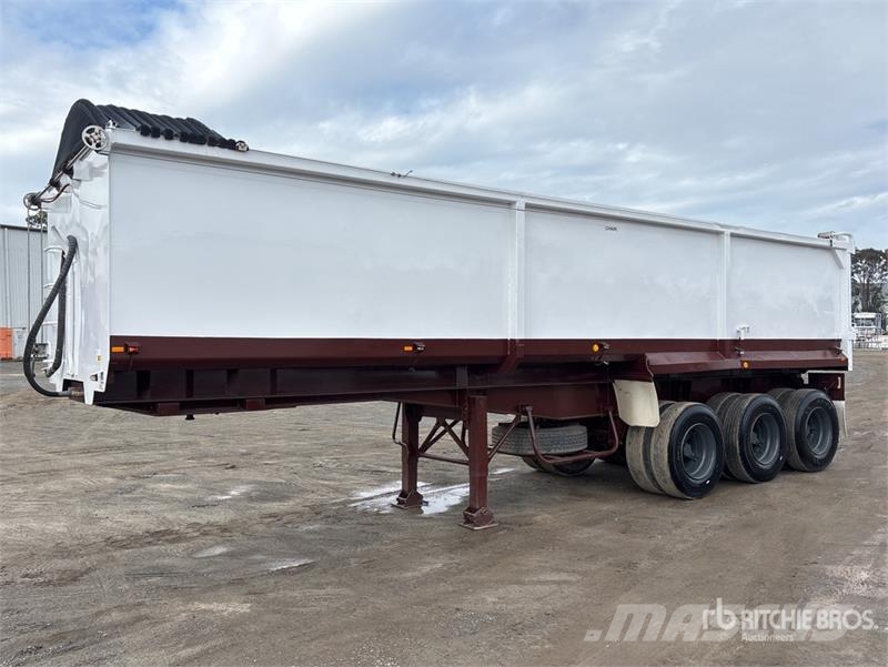 S & T Fabrication 9 m Tri/A End Dump Trailer Tipper trailers