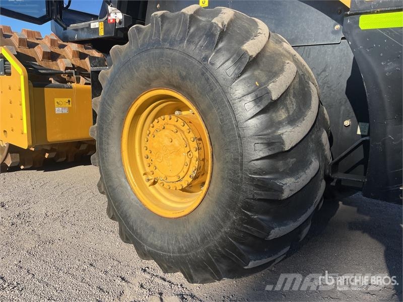 Sany SSR180C-8 Padfoot Drum Compactor 单轮压路机