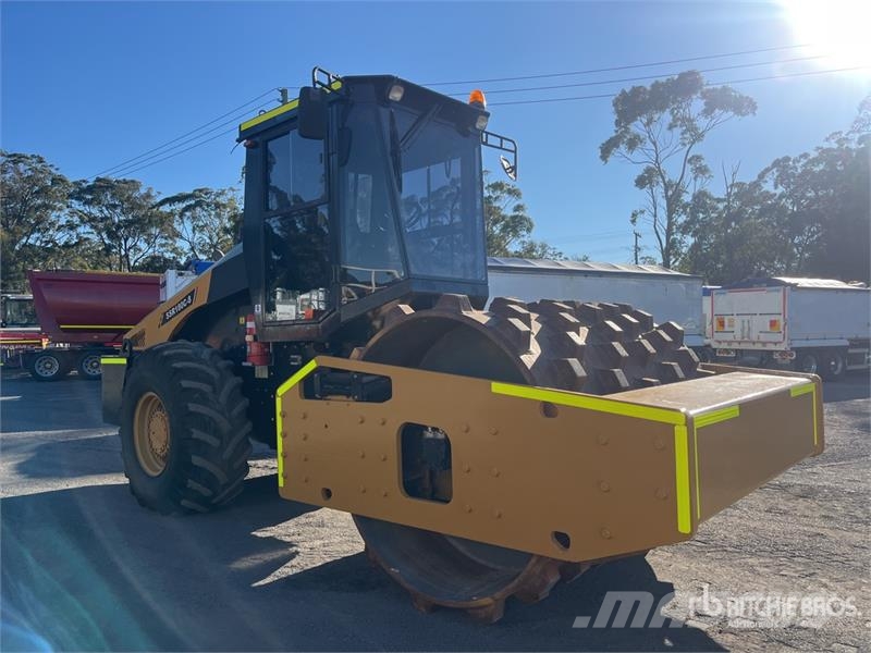 Sany SSR180C-8 Padfoot Drum Compactor 单轮压路机