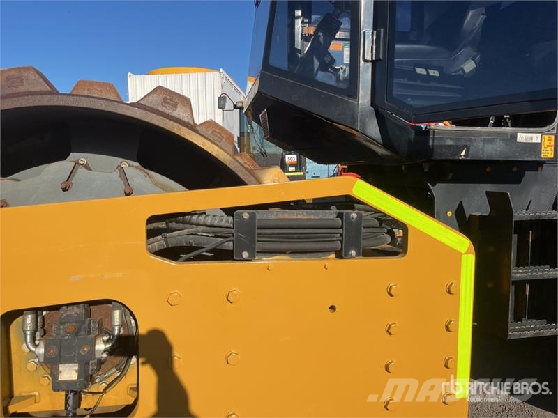 Sany SSR180C-8 Padfoot Drum Compactor 单轮压路机