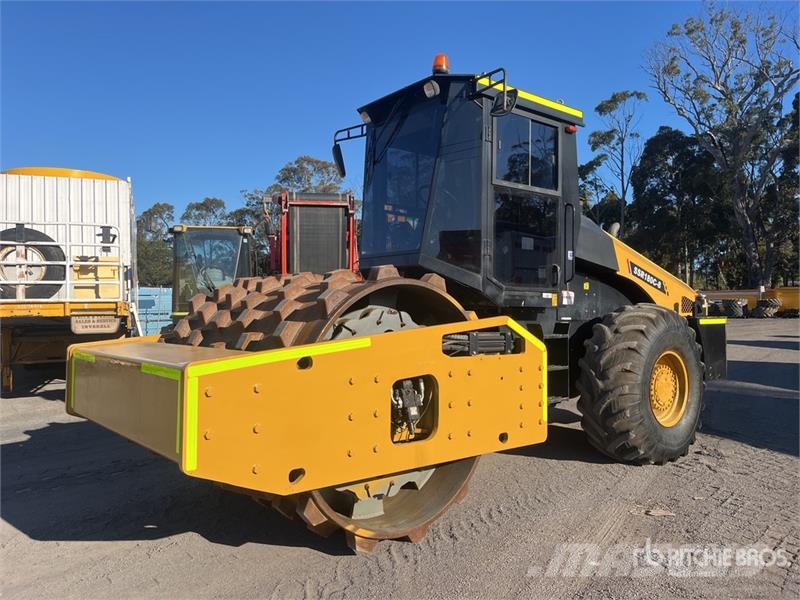 Sany SSR180C-8 Padfoot Drum Compactor 单轮压路机