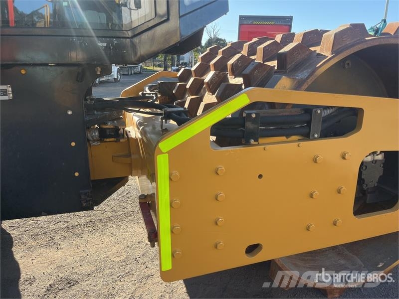 Sany SSR180C-8 Padfoot Drum Compactor 单轮压路机