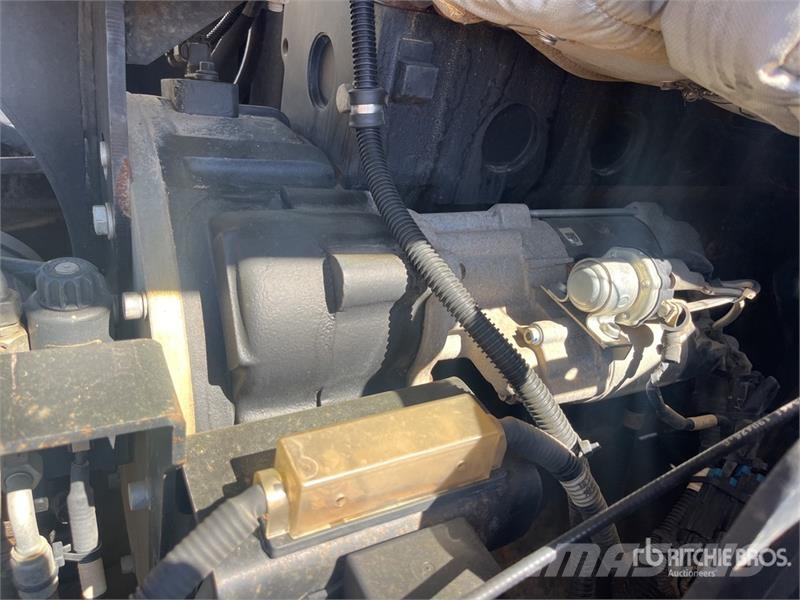 Sany SSR180C-8 Padfoot Drum Compactor 单轮压路机