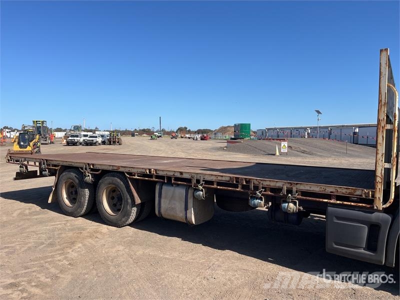 Scania P124 6x4 Flatbed Truck Pritschenwagen/Pritschenwagen mit Seitenklappe