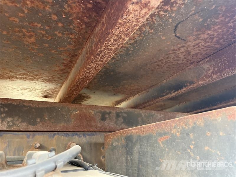 Scania P124 6x4 Flatbed Truck Pritschenwagen/Pritschenwagen mit Seitenklappe